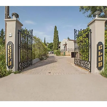 Апарт-отель Corfu Club Standard 4 *